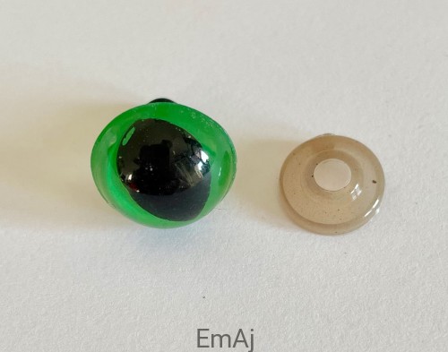 Oczy kocie z zatyczką bezpieczne para 14 mm ZIELONE