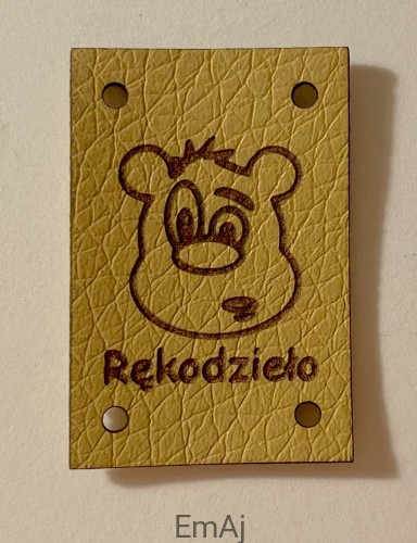 Metka Handmade z ekoskóry "RĘKODZIEŁO" (11) 
